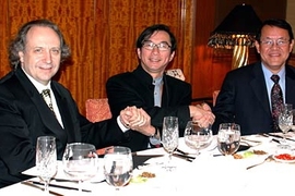 From left: CSAIL director Rodney Brooks, Quanta chairman and CEO Barry Lam, and CSAIL co-director Victor Zue.