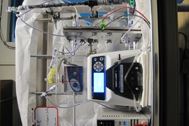 Graduate student Michael Stern and his co-workers built this laboratory-scale device to prove the principles behind the electrochemical carbon-capture system.